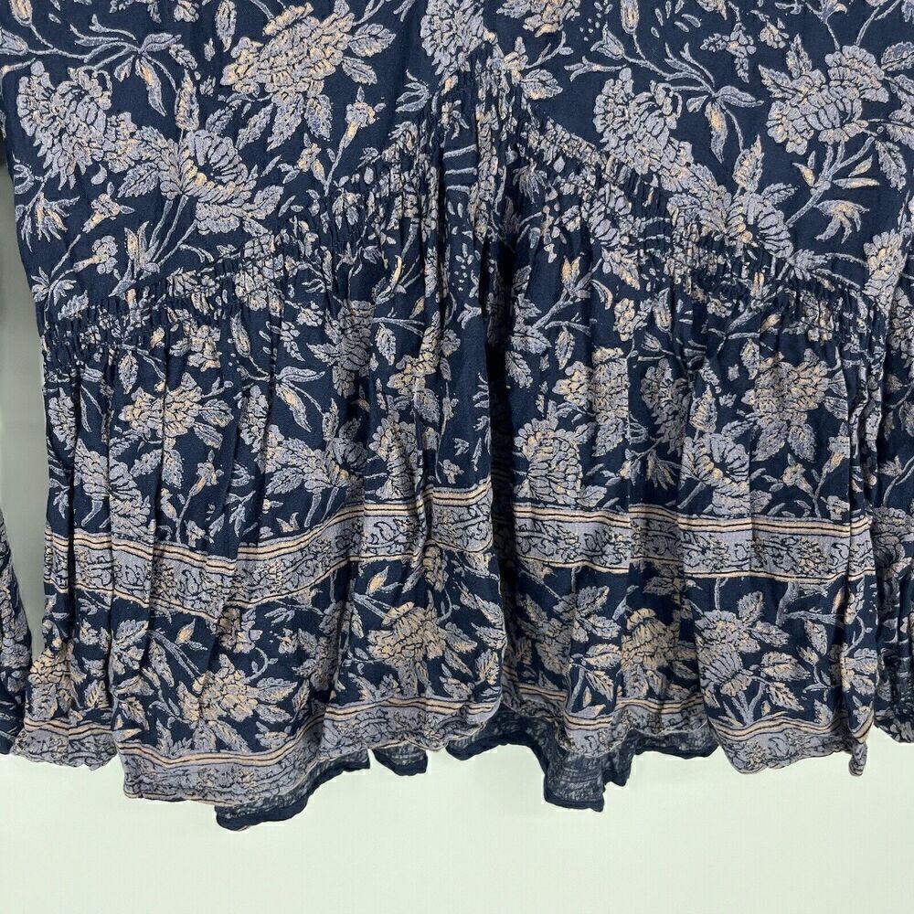 Lucky Brand Top Size Small Womens Navy Peasant Floral Print V Neck Smocked Boho - Picture 3 of 10